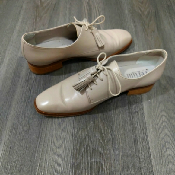 ✨HP✨Pertini Laced Shoes - Picture 6 of 8